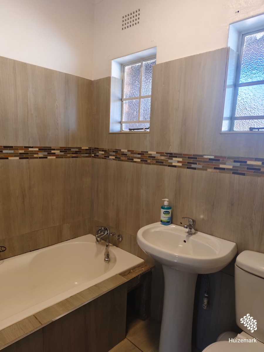 3 Bedroom Property for Sale in Vaalpark Free State